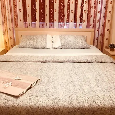 Fully Furnished 2beds With The Pool. Апартаменты